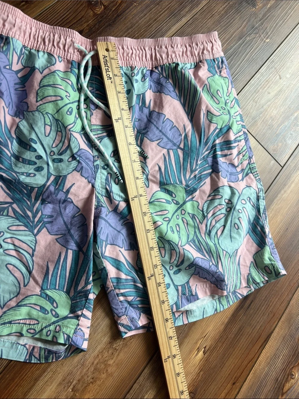 Original Use Pink and White Mesh Lined Shorts